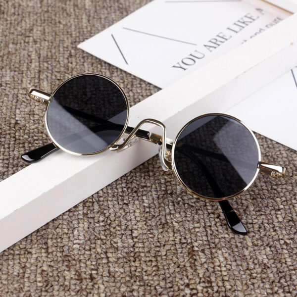 Retro Sunglasses - Image 4