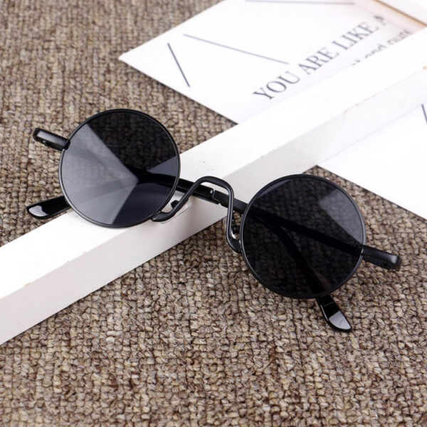 Retro Sunglasses - Image 3