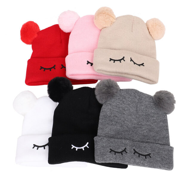 Embroiderd bear beenie